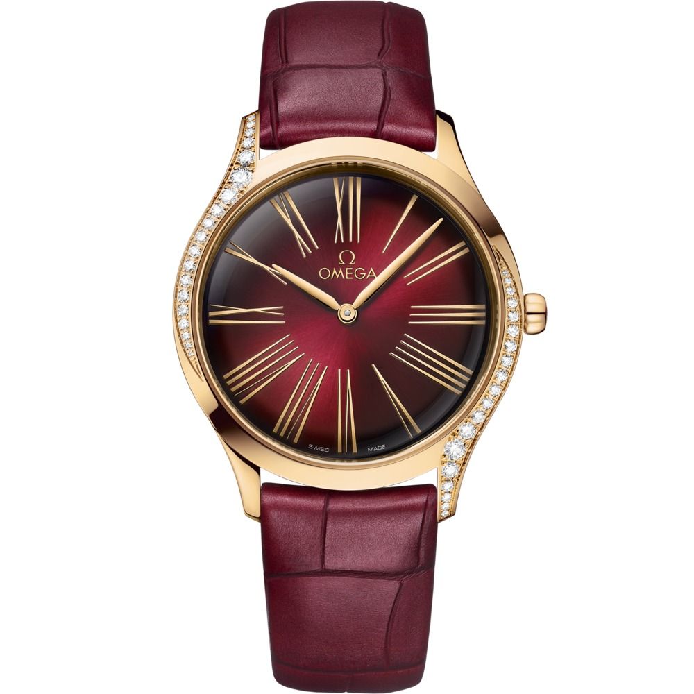 De Ville Tresor 36mm with Red Dial in Yellow Gold on Garnet Alligator Strap