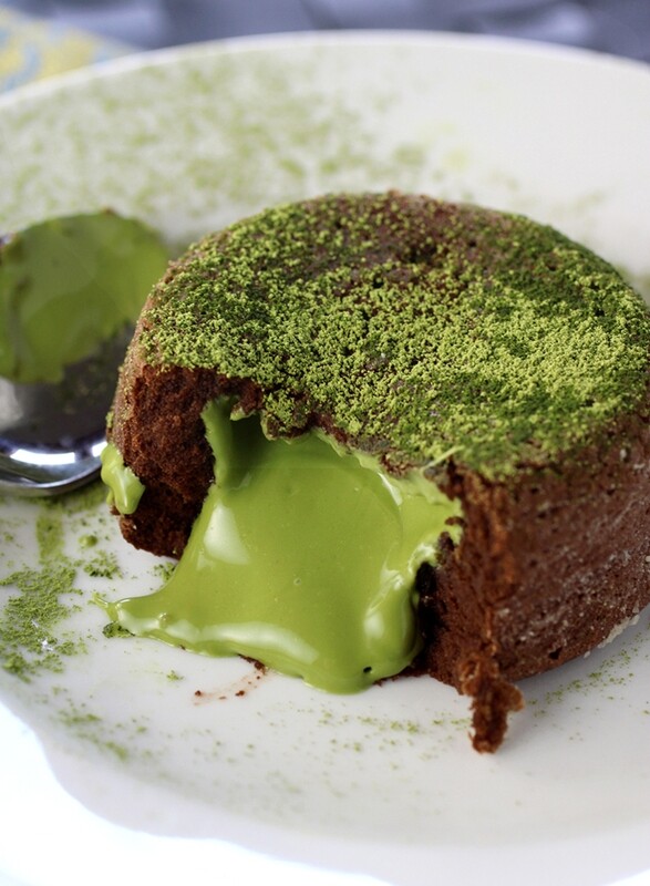 Giant Pistachio Lava Cake x 6 Bowls