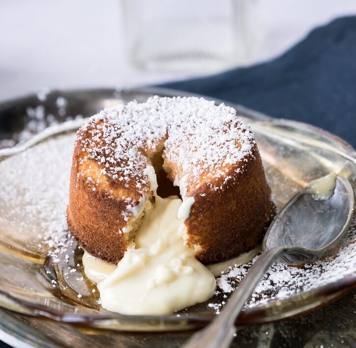 Giant Raffaello® Lava Cake x 6 Bowls