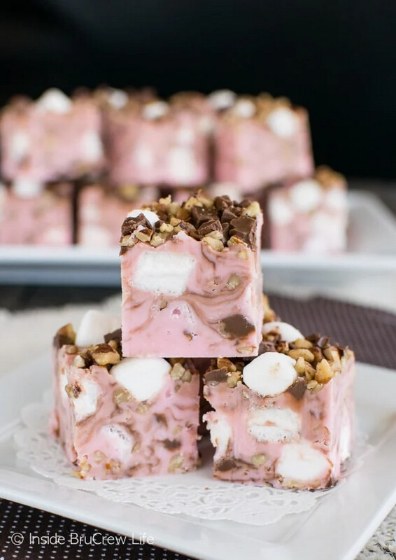 STRAWBERRY CHOCOLATE ROCKY ROAD