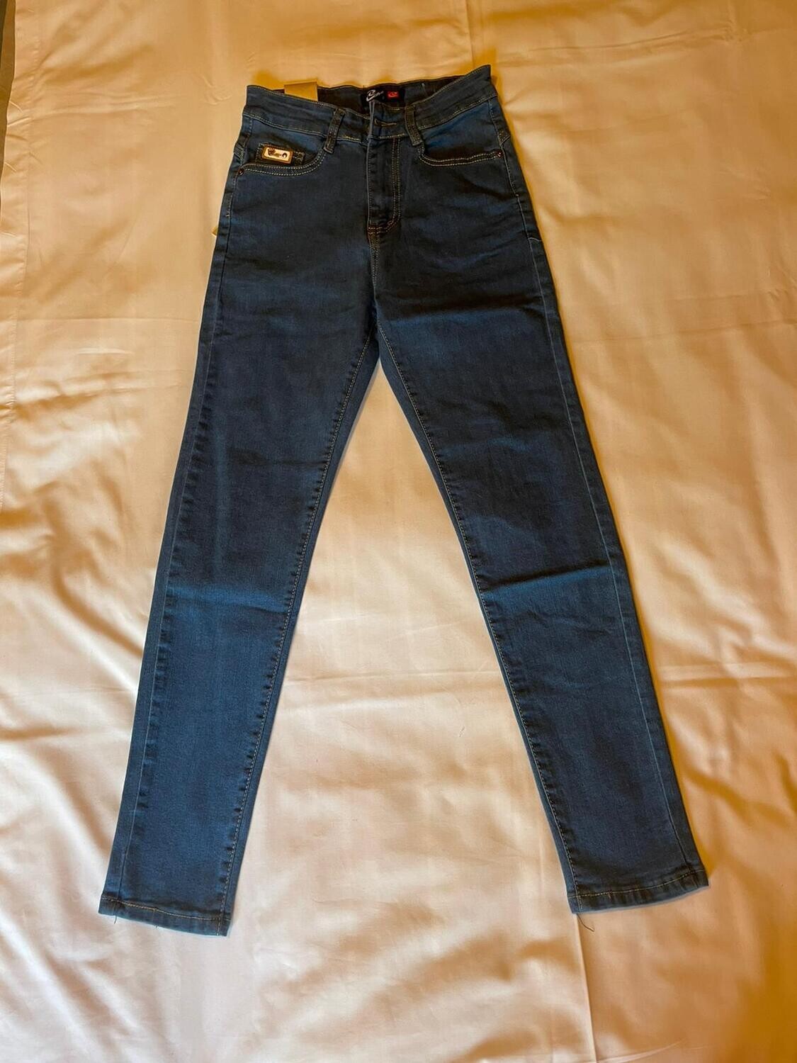 Vaquero básico talla 40