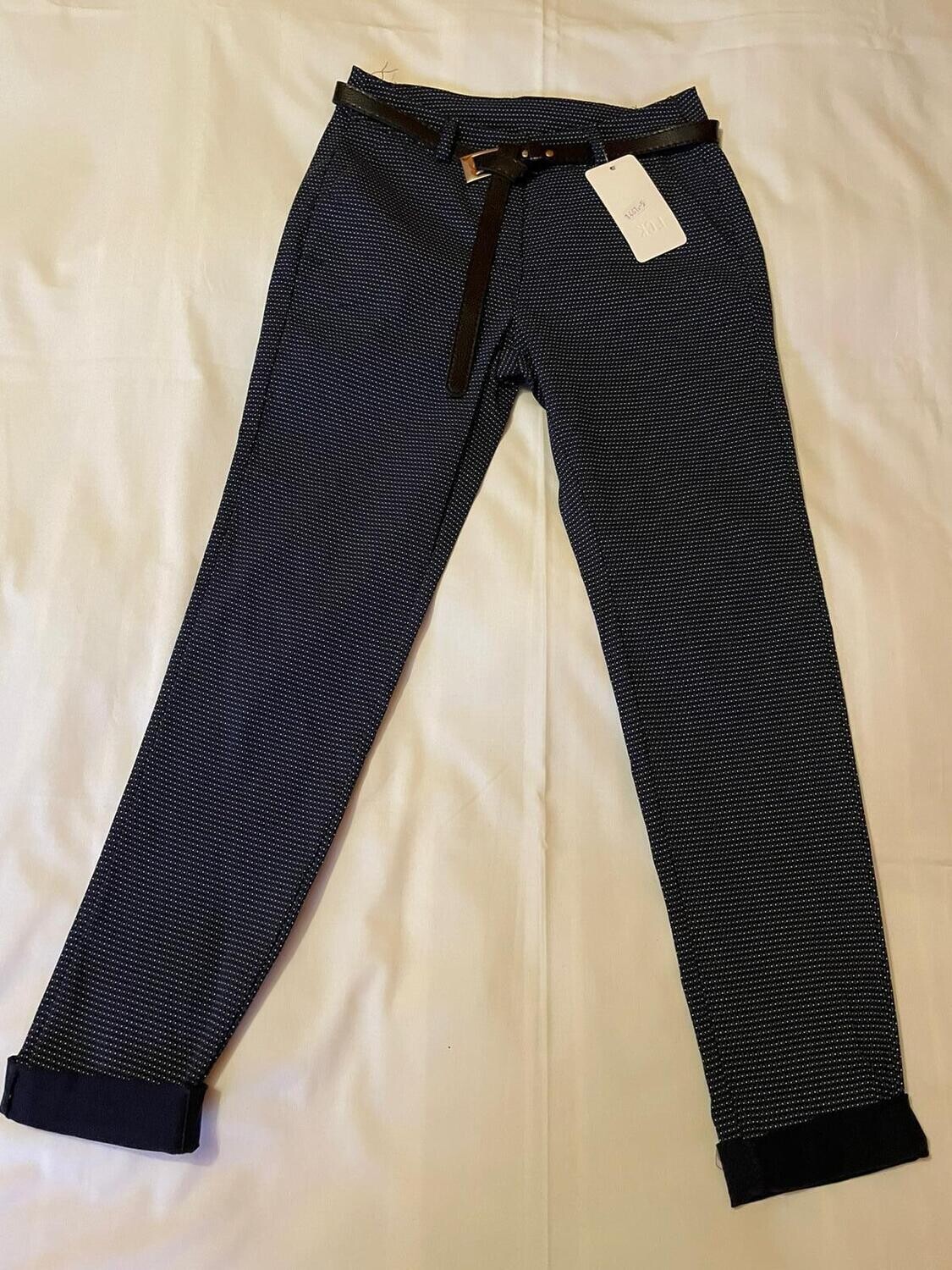 Pantalón azul oscuro con puntos talla M