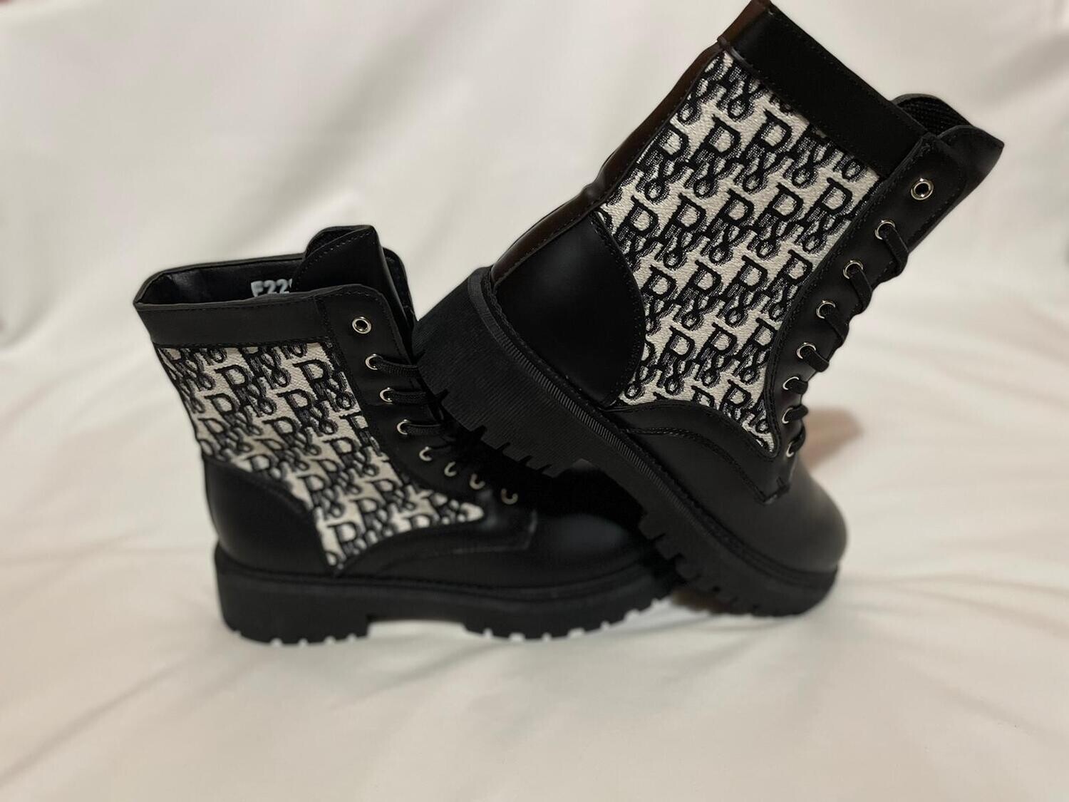 Botín negro talla 40