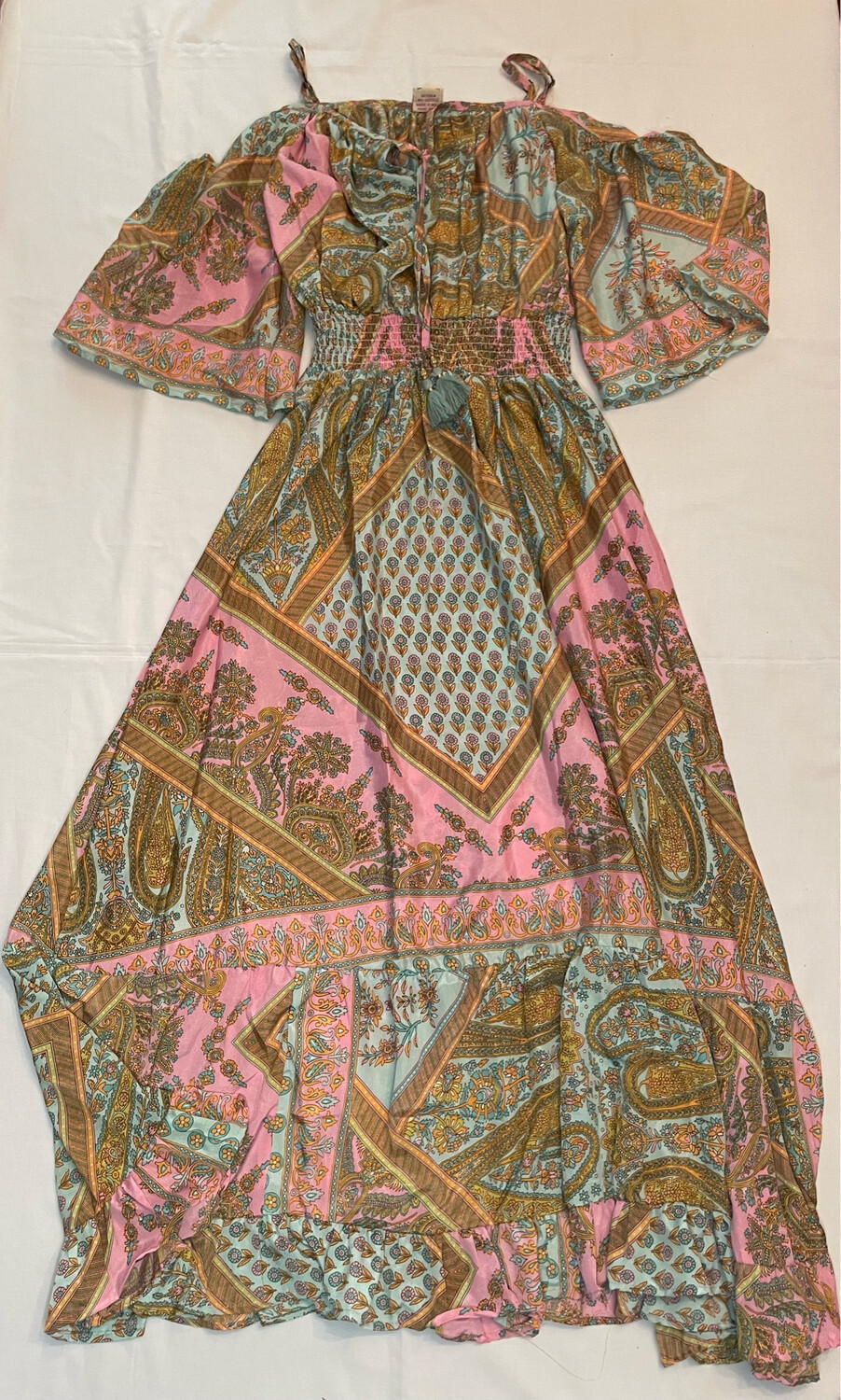 Vestido veraniego tirantes y mangas