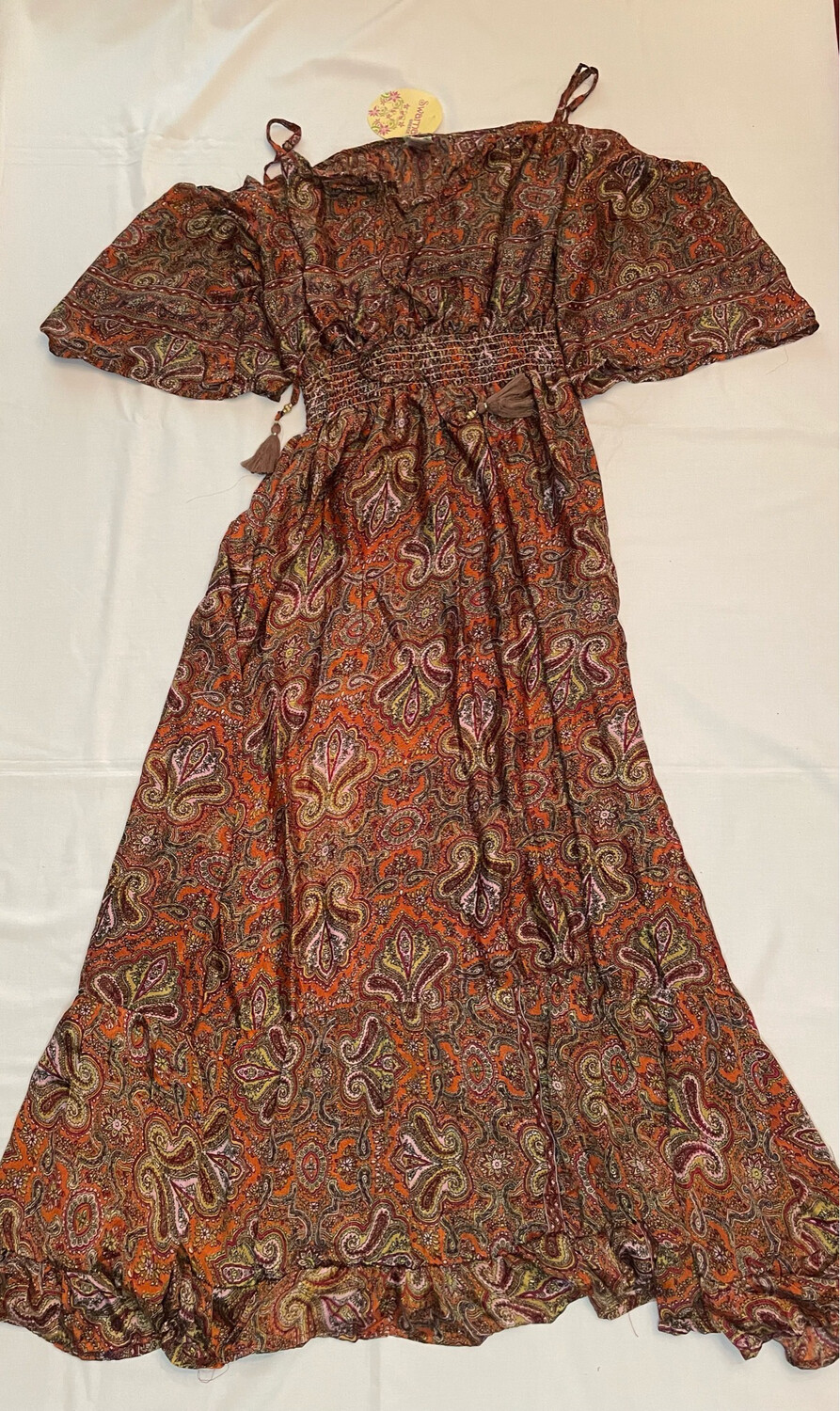 Vestido veraniego largo tirante y mangas
