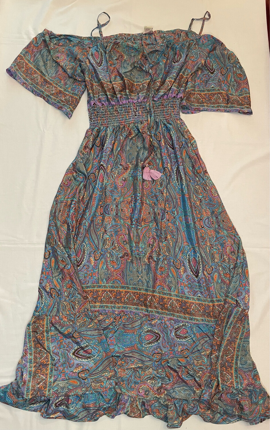 Vestido veraniego tirantes y mangas