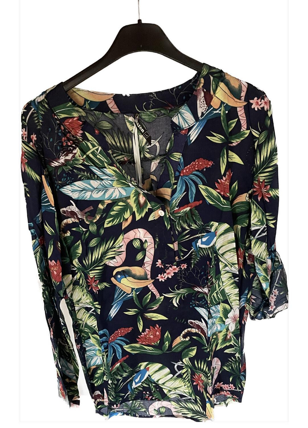 Blusa tropical azul oscuro talla L