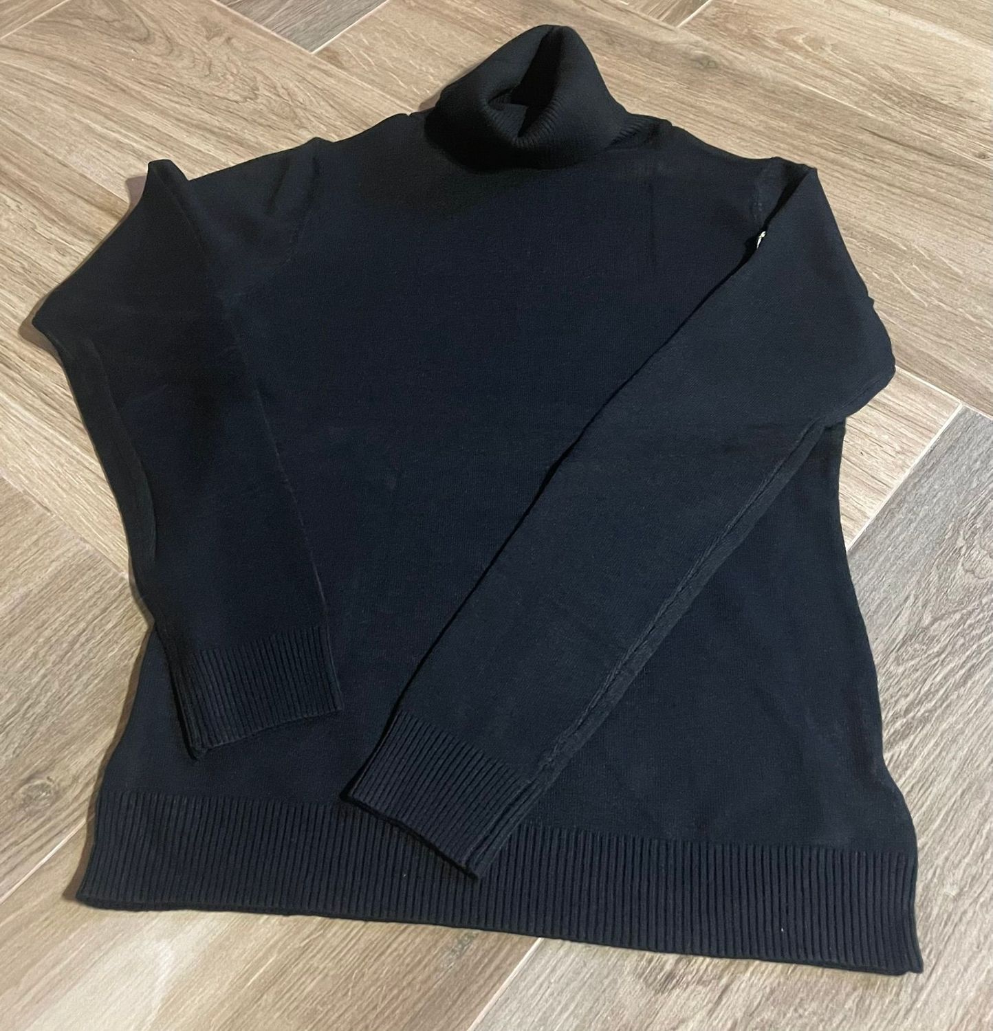 Jersey cuello alto talla XL negro
