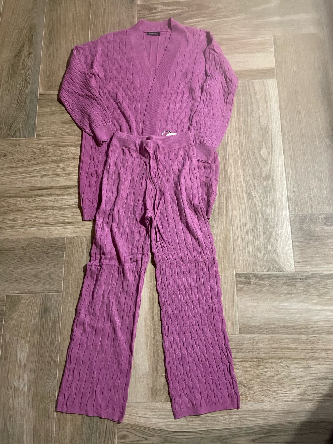 Conjunto chaqueta y pantalón talla M/L