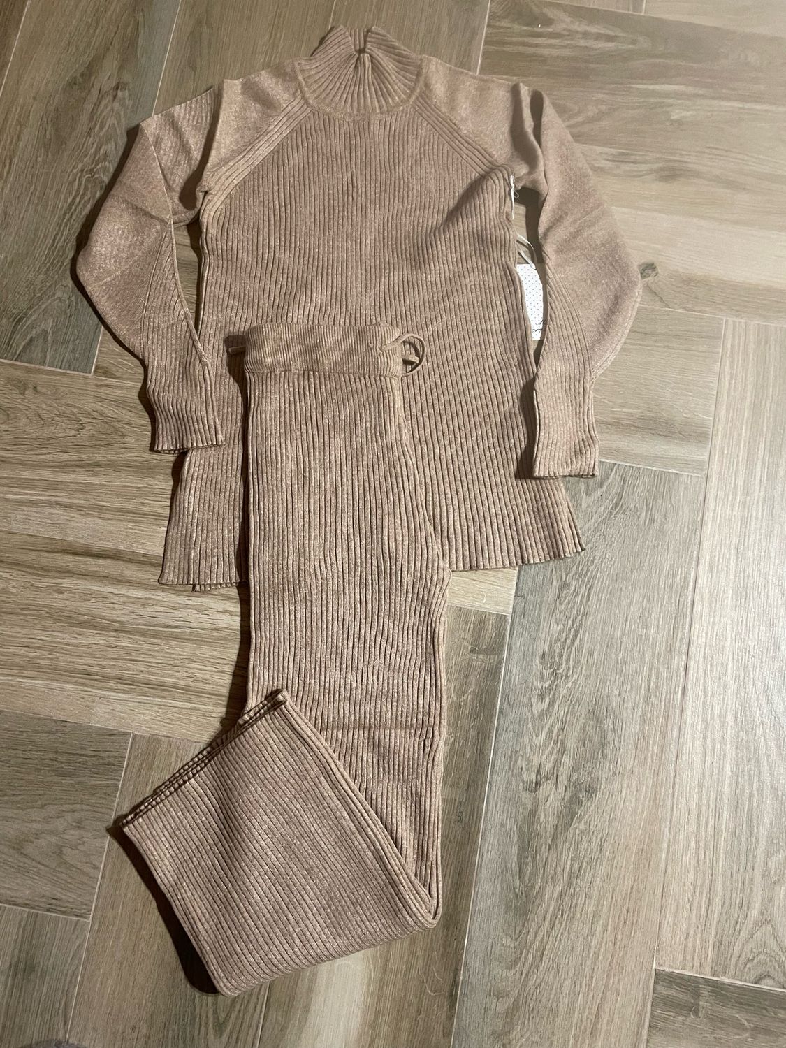 Conjunto L/XL marrón