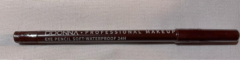 Lápiz de ojos marrón claro