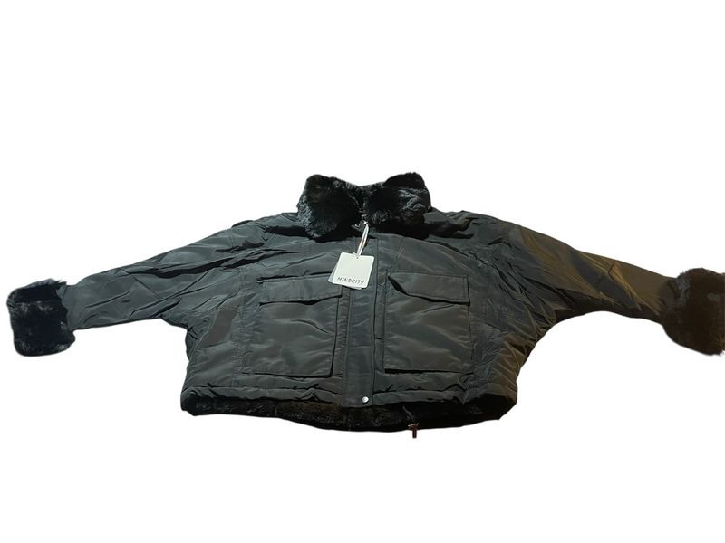 Abrigo III ,XL ancha Abrigo III ,XL ancha