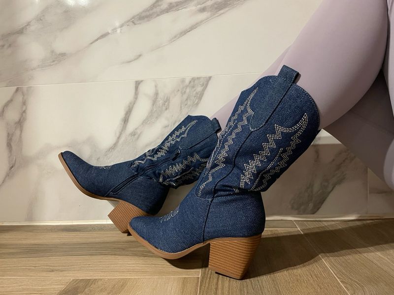 Botín vaquero talla 36 Botín vaquero talla 36