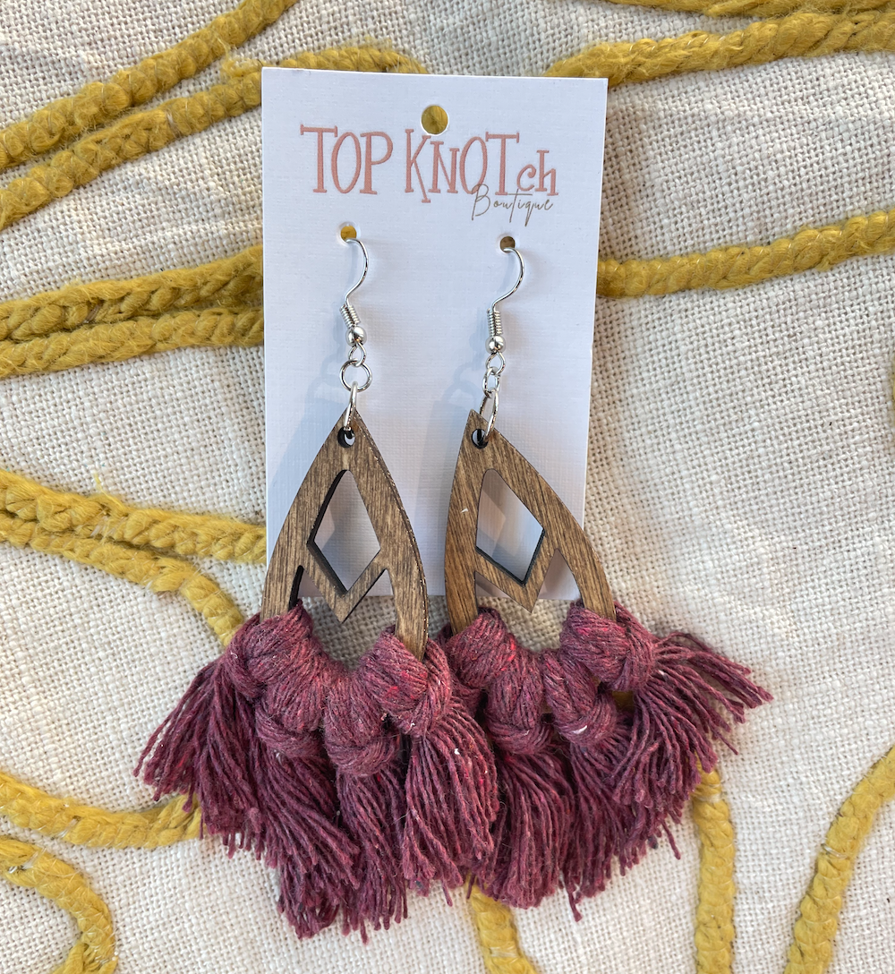 Berry Wood Macrame