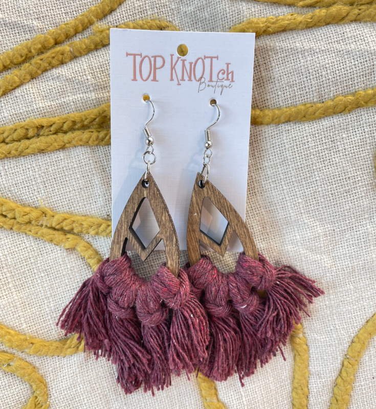 Berry Wood Macrame