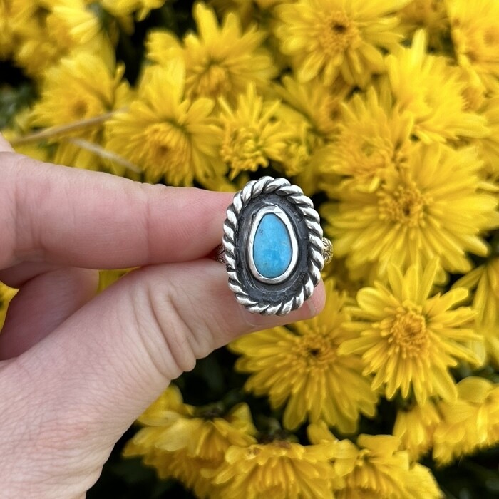 Teardrop Turquoise Ring sz. 6.75