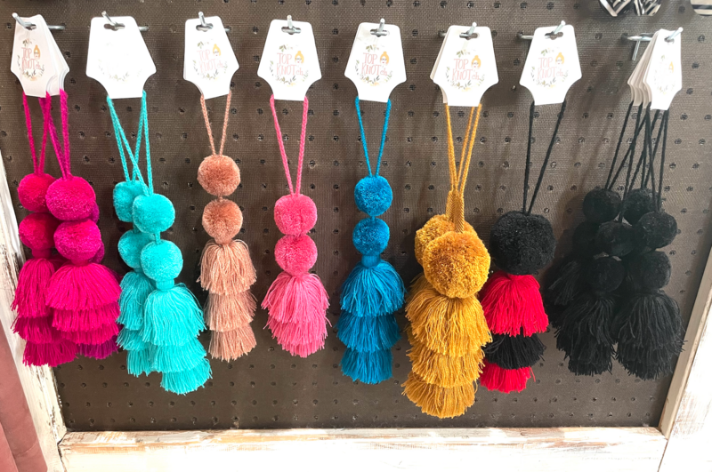 POM Tassel 