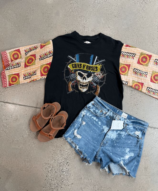 Guns N Roses (Skull) Tee-XL