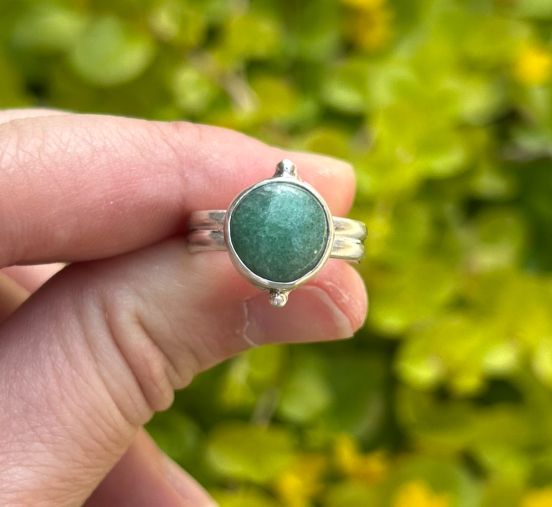 Green Dot Ring sz.6.75