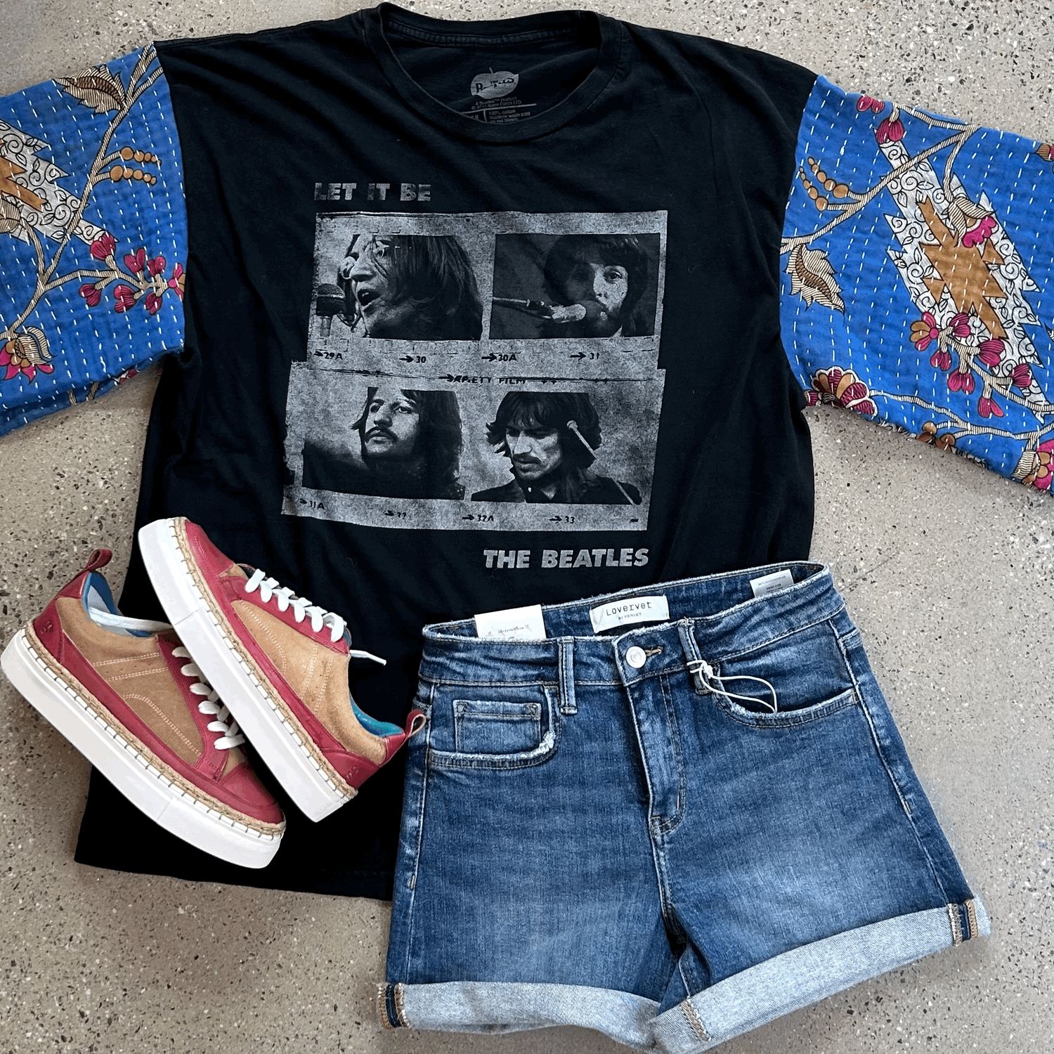 Beatles Blue Sleeve - XL