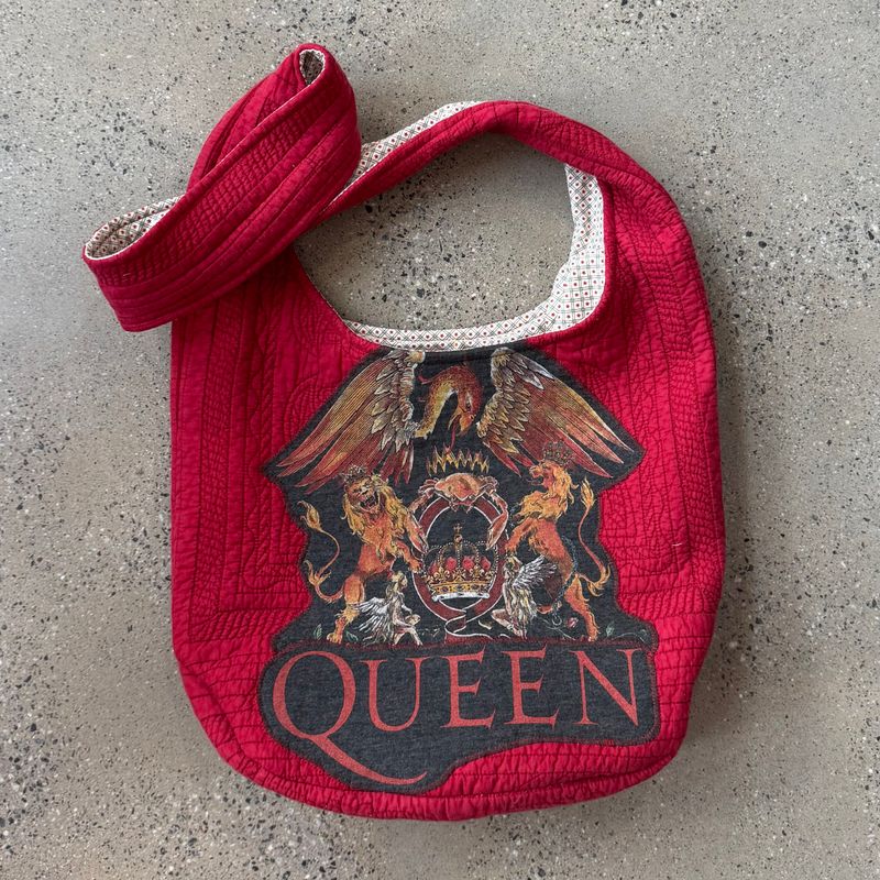 Queen Market Tote