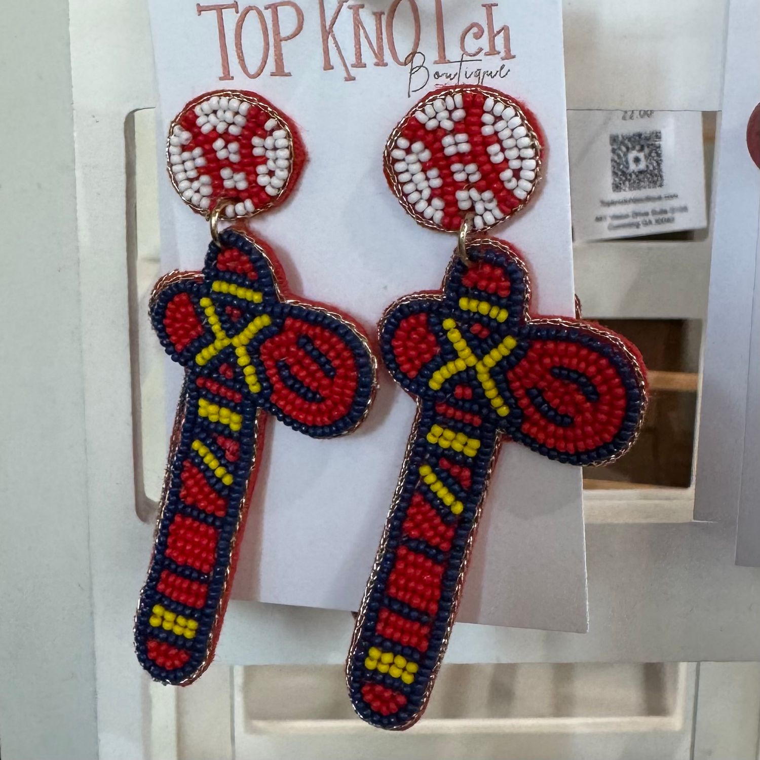 Braves Beaded Posts