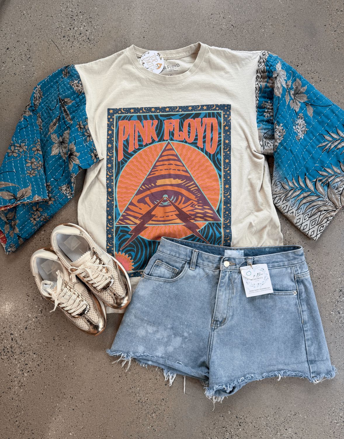 Pink Floyd Tee-Large