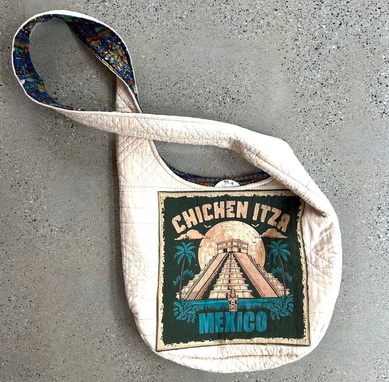 Chicen Itza Marken Tote