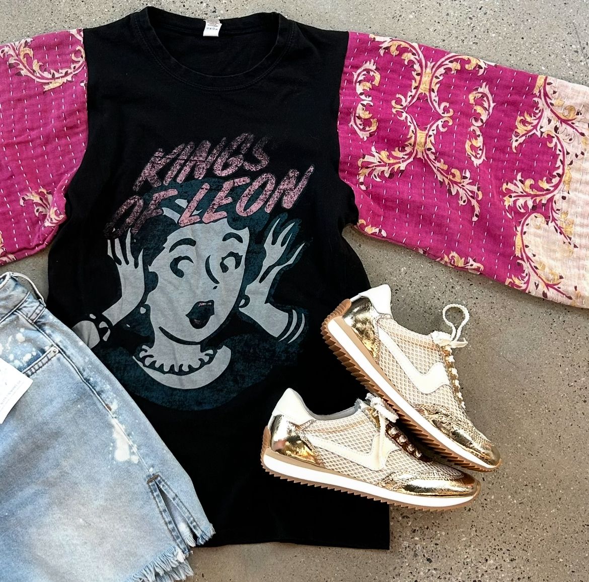 Kings of Leon Tee - S