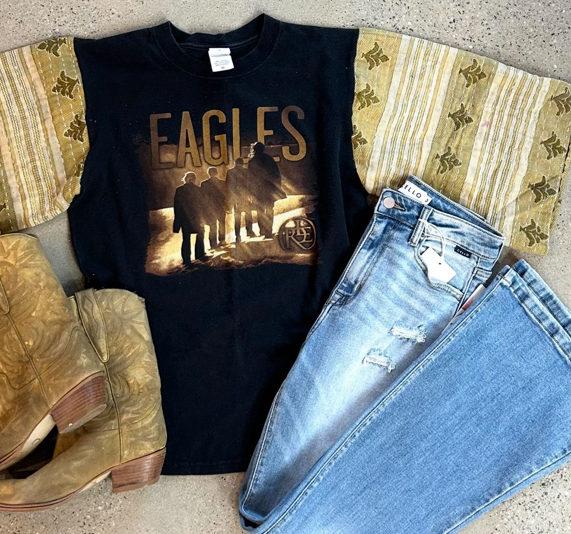 Eagles Medium Tee