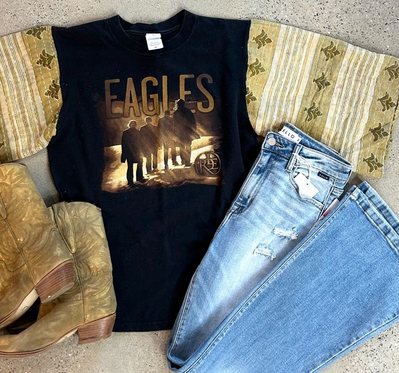 Eagles Medium Tee