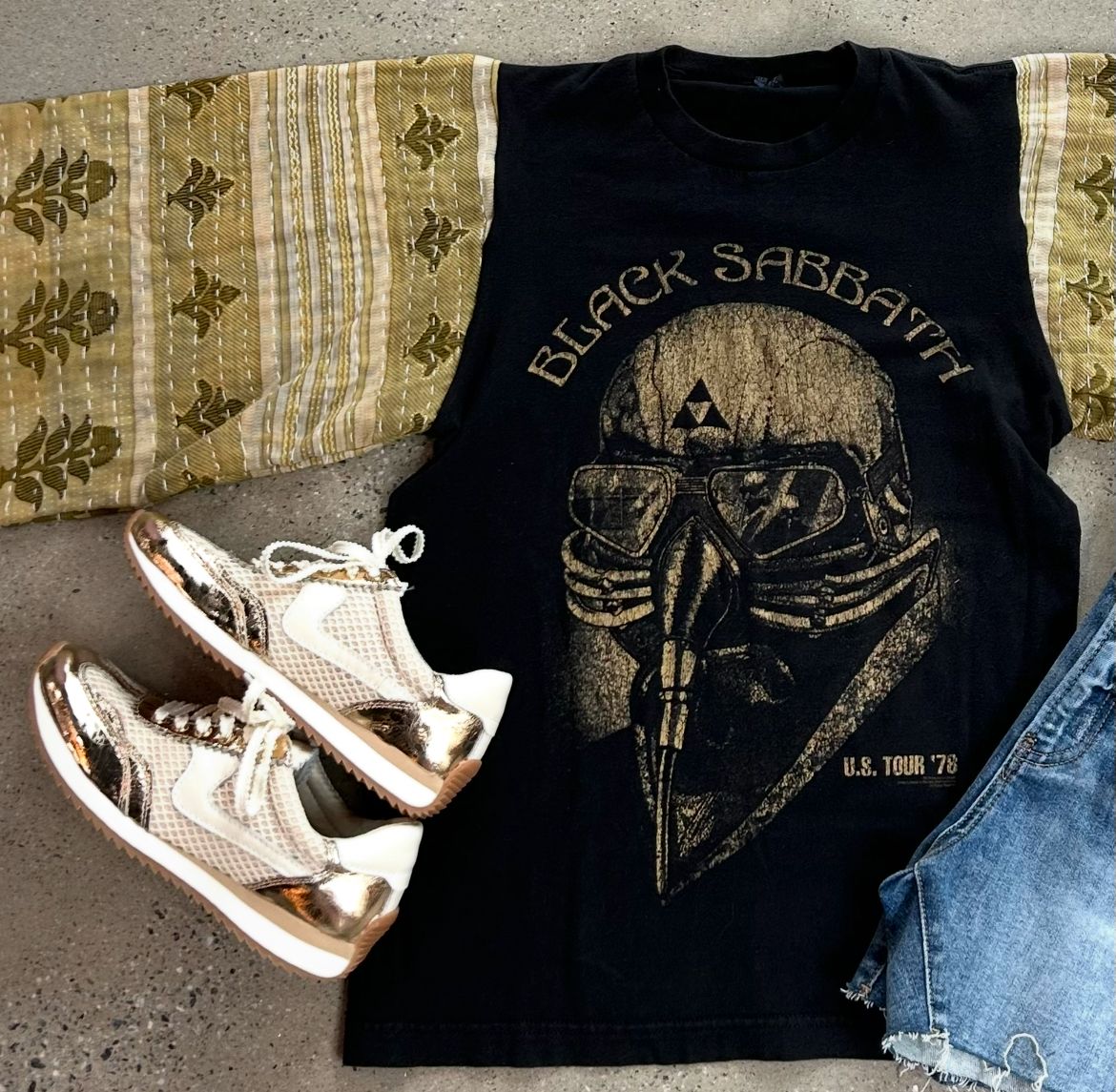 Black Sabbath Tee-Small