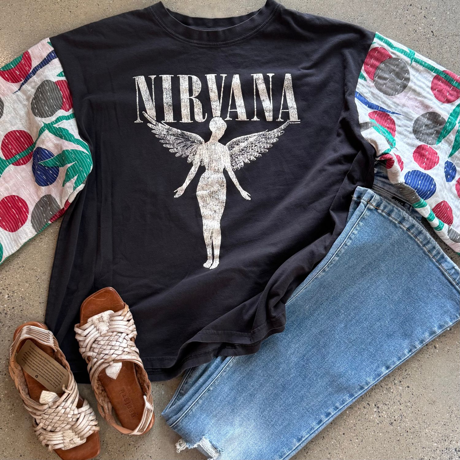 Nirvana Angel Tee - L