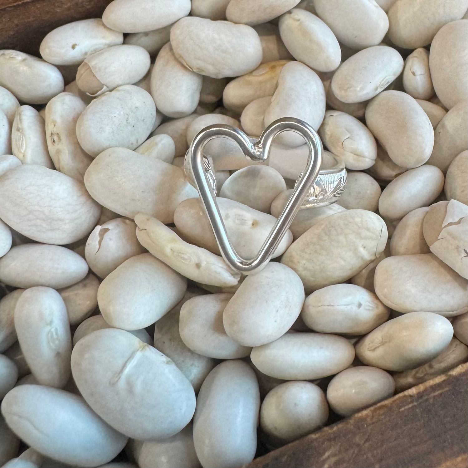 Heart Ring Pattern Band Sz.7