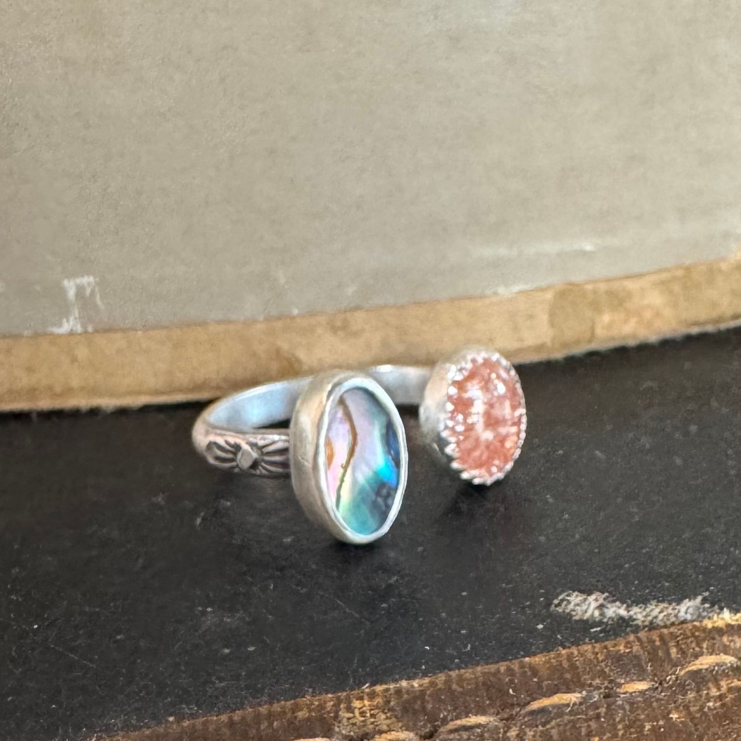 Peach/Abalone Open Ring sz. 8
