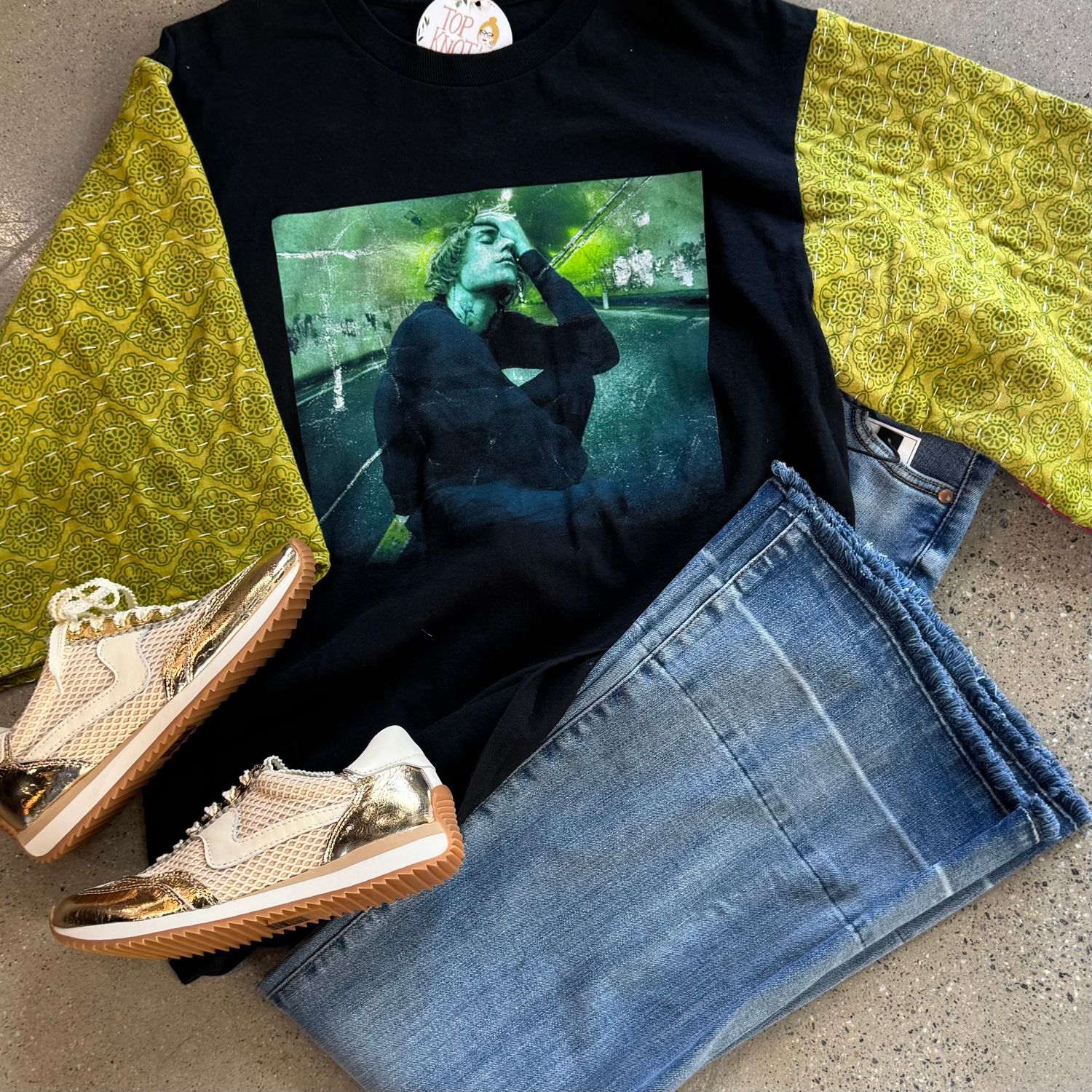 Bieber World Tour Tee - M