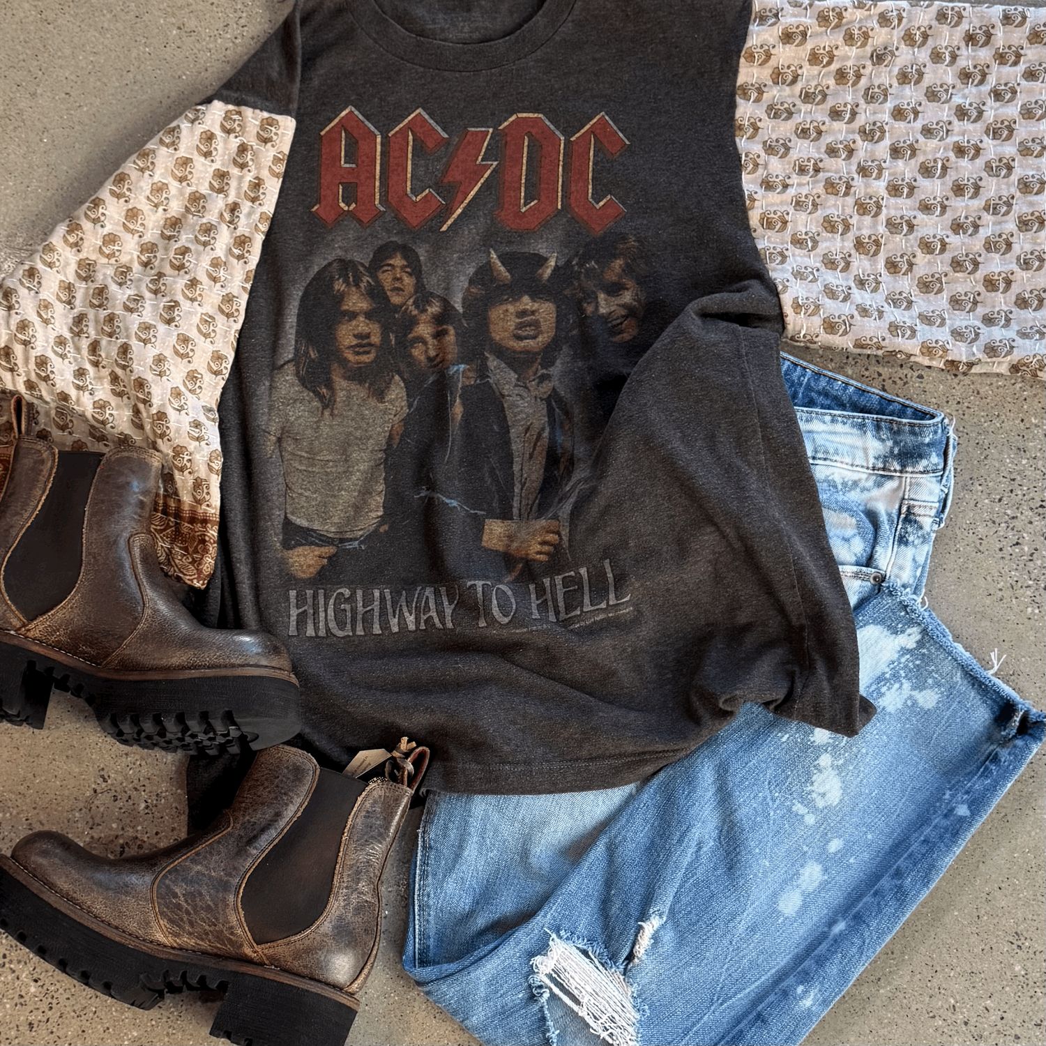 ACDC H2H Tee - M