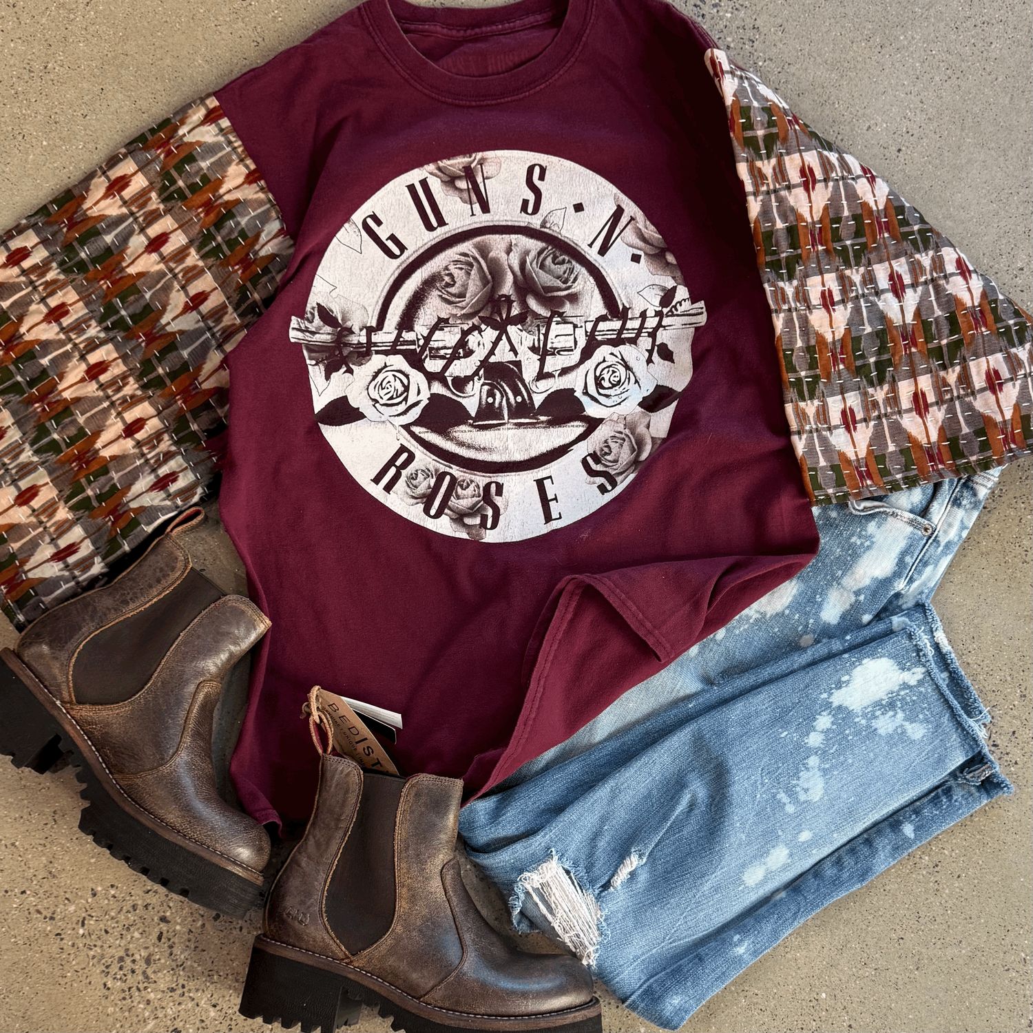 Guns and Roses Tee - M