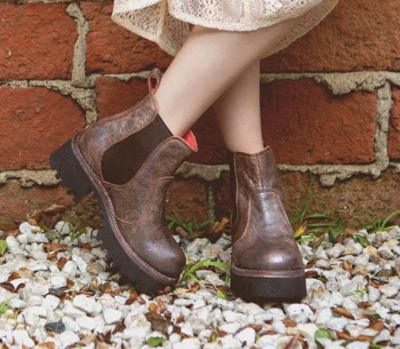 Valda Hi Boot