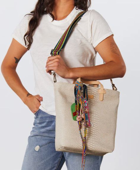 Consuela Essential 