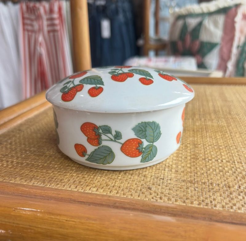 Vintage Strawberry Dish