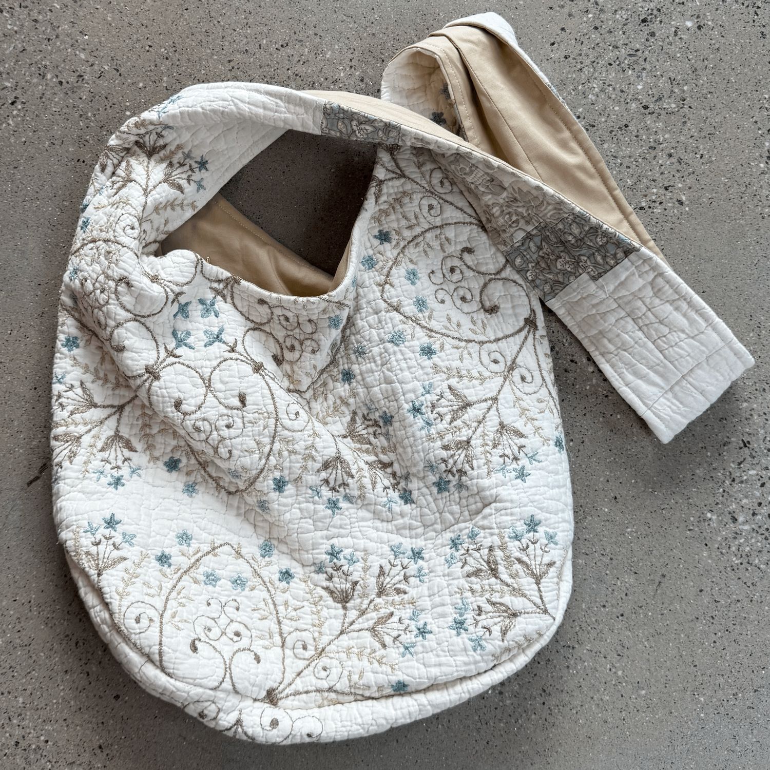 Tan/Blue Embr. Tote 1