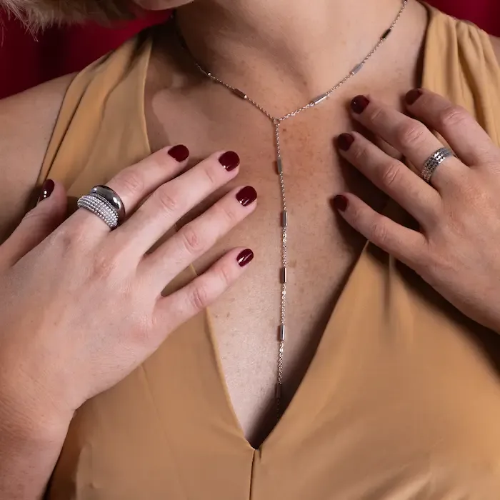 Regina Lariat