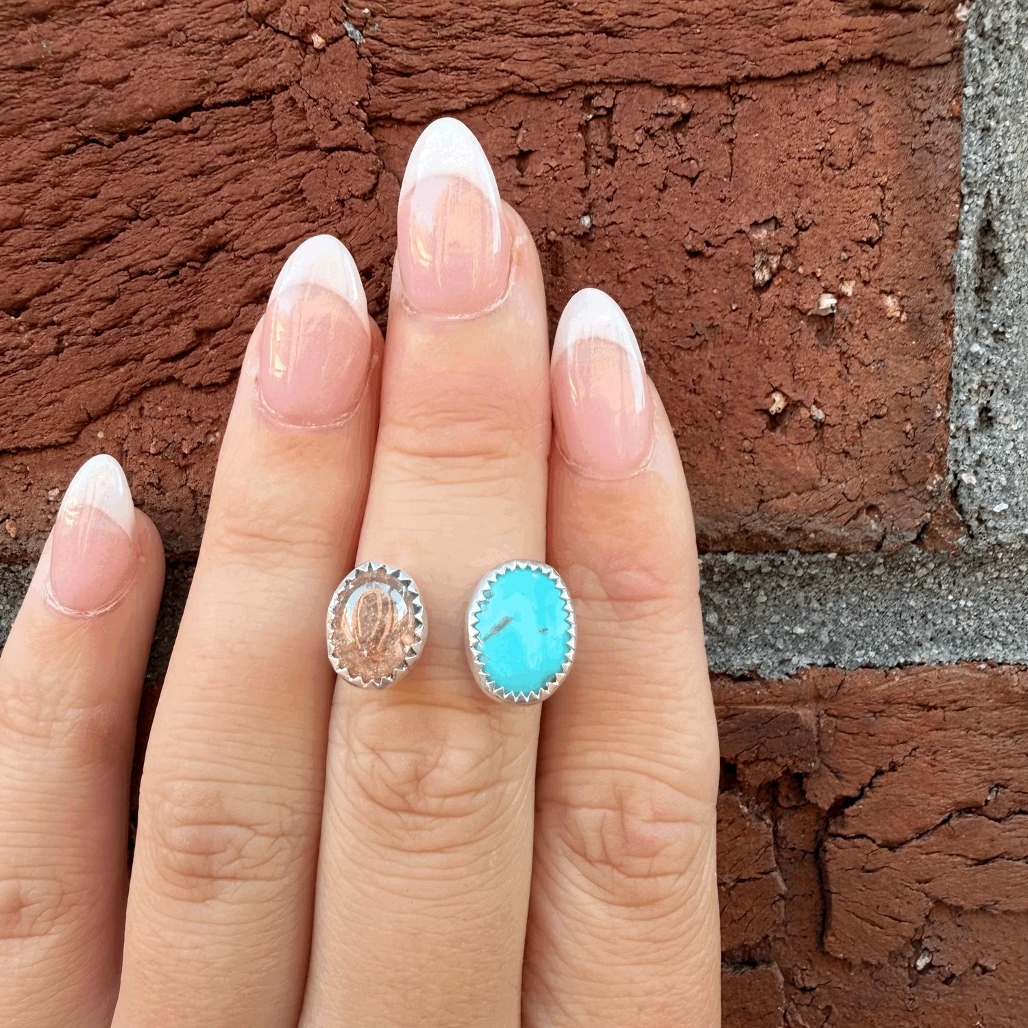 2 stone ring sz 6.5