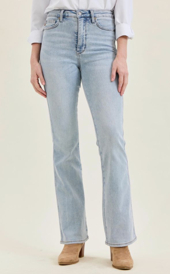 Light Bootcut Jeans