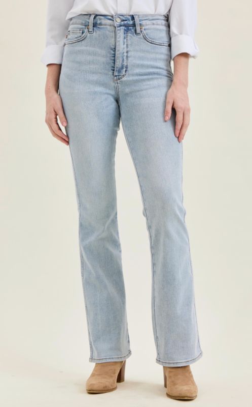 Light Bootcut Jeans