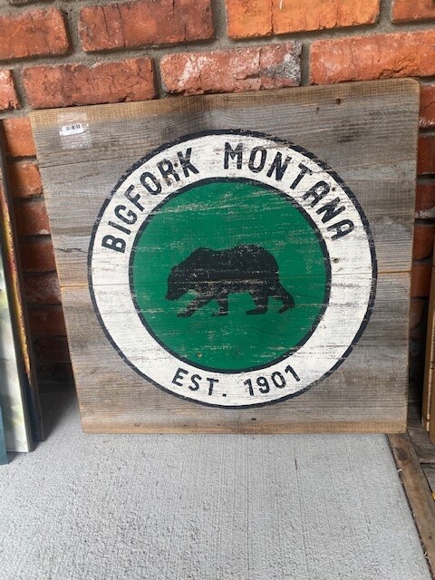 Barnwood Bigfork Sign, Green with Bear