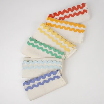 Wavy Rick Rack Fabric Napkin