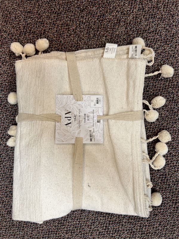 Pom Pom Throw - Cotton