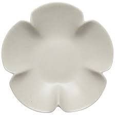 Sakura Floral Shaped Dish